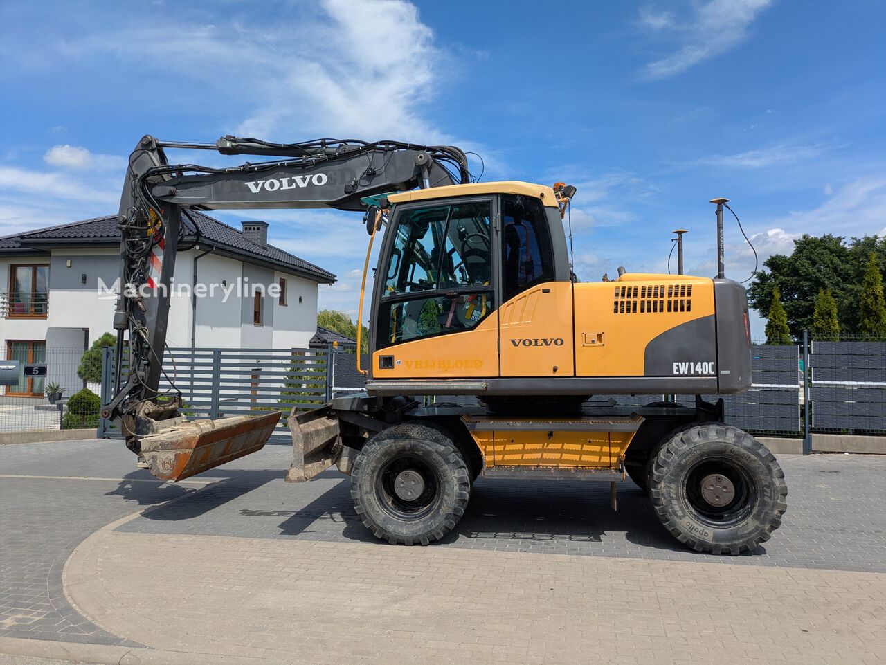 2010 Volvo EW, 13.800 mth, Import Auf Lager in der EU — Foto 1