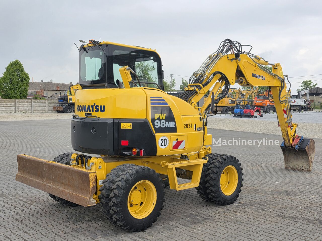 2017 Komatsu PW, Import Auf Lager in der EU — Foto 4 z 16