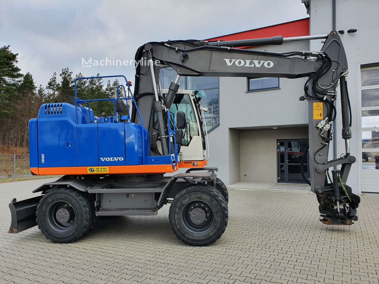 2017 Volvo EW, 6.500 mth, Import Auf Lager in der EU — Foto 15 z 16