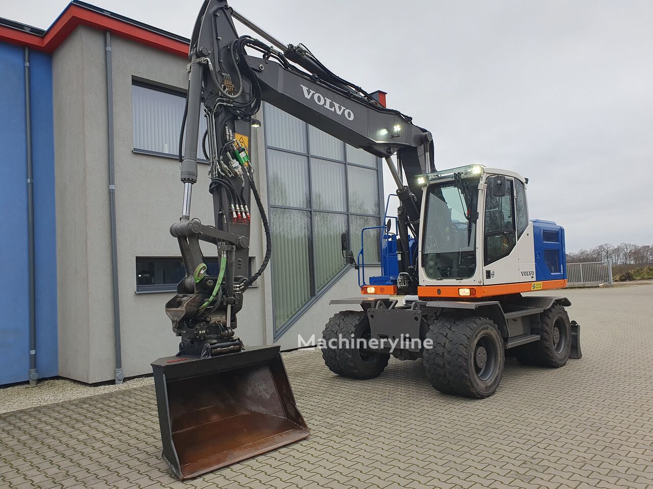 2017 Volvo EW, 6.500 mth, Import Auf Lager in der EU — Foto 3 z 16