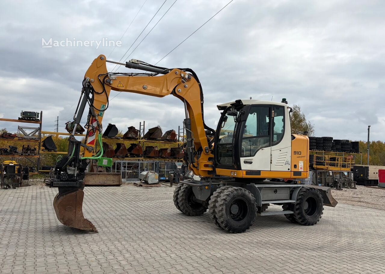 2016 Liebherr A910, 10.720 mth, Import Auf Lager in der EU — Foto 1 | AMECAR 2016 Liebherr A910, 10.720 mth, Import Auf Lager in der EU — Foto 1