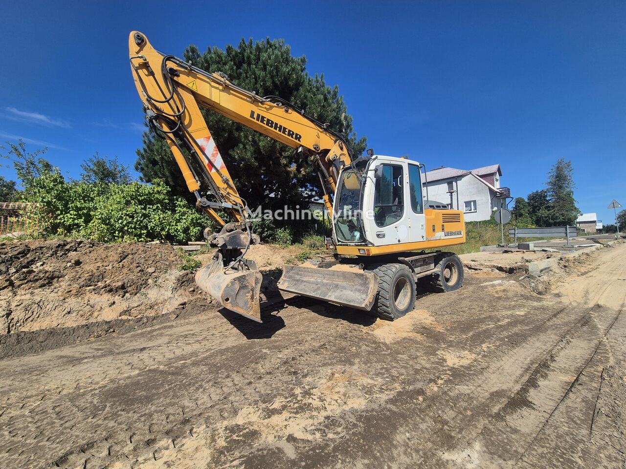 2004 Liebherr, 19.000 mth, Import Auf Lager in der EU — Foto 2 z 4