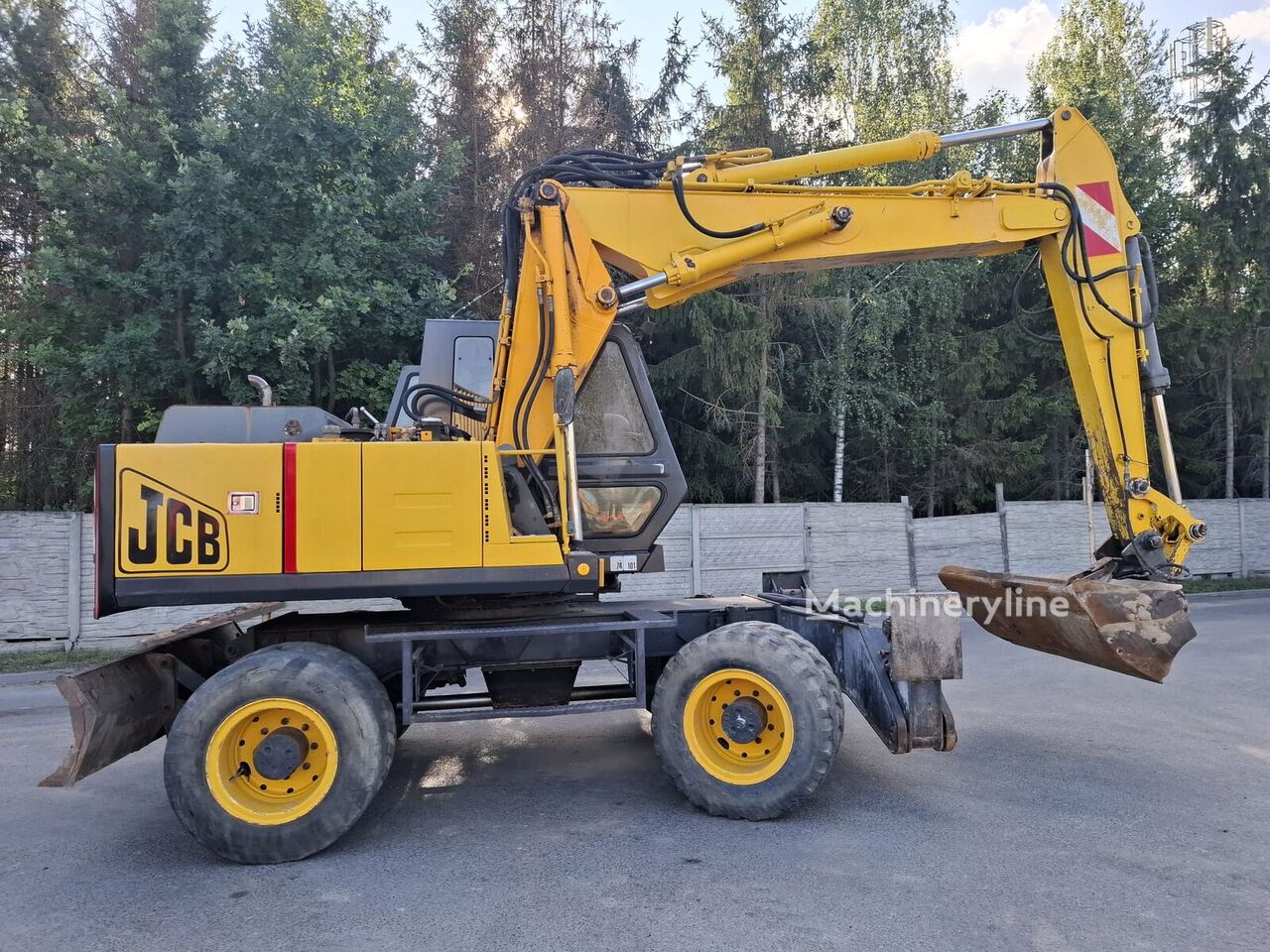 1995 JCB JS130, Import Auf Lager in der EU — Foto 2 z 5