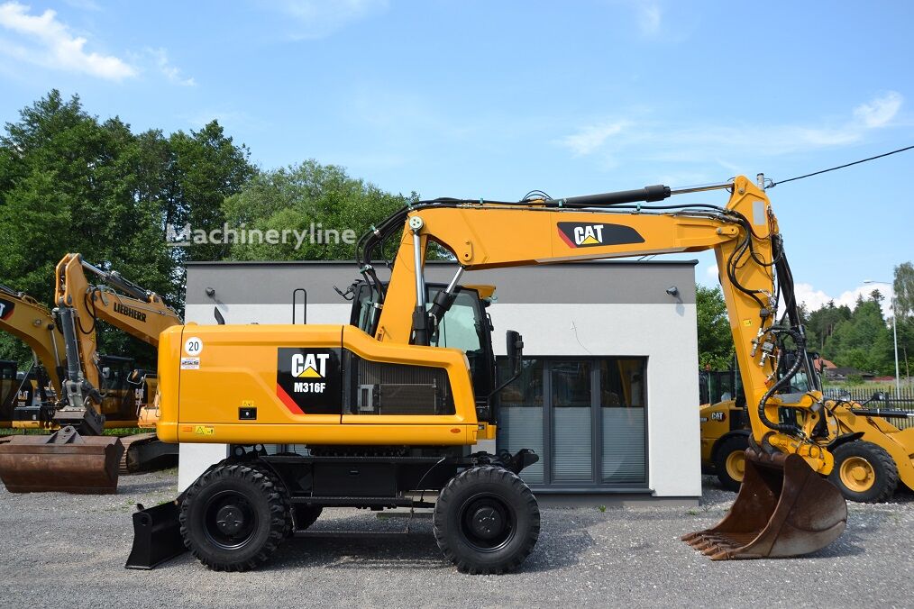 2016 Caterpillar, 6.500 mth, Import Auf Lager in der EU — Foto 12 z 16