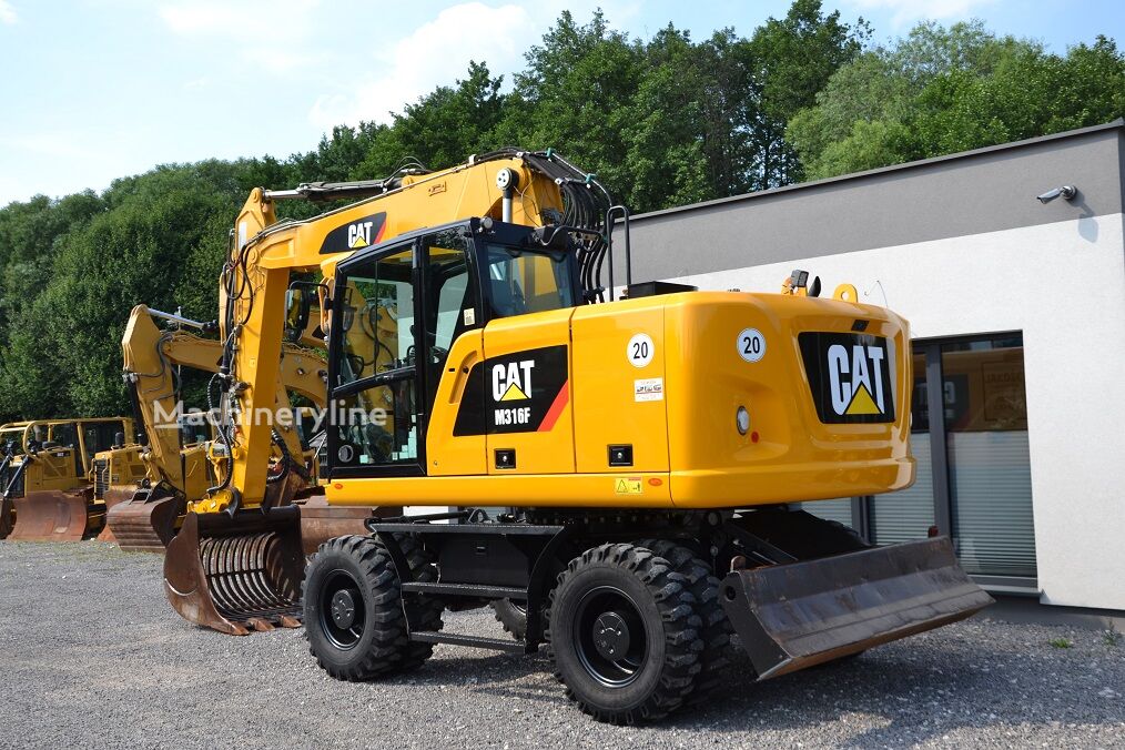 2016 Caterpillar, 6.500 mth, Import Auf Lager in der EU — Foto 6 z 16