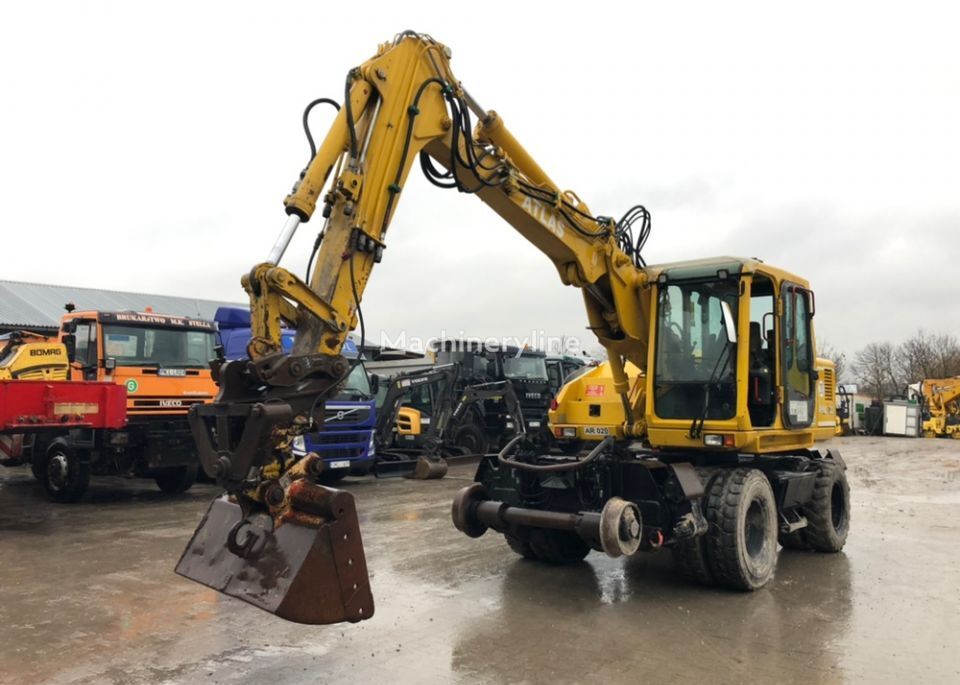 1997 Liebherr 314, 111 mth, Import Auf Lager in der EU — Foto 2 z 10