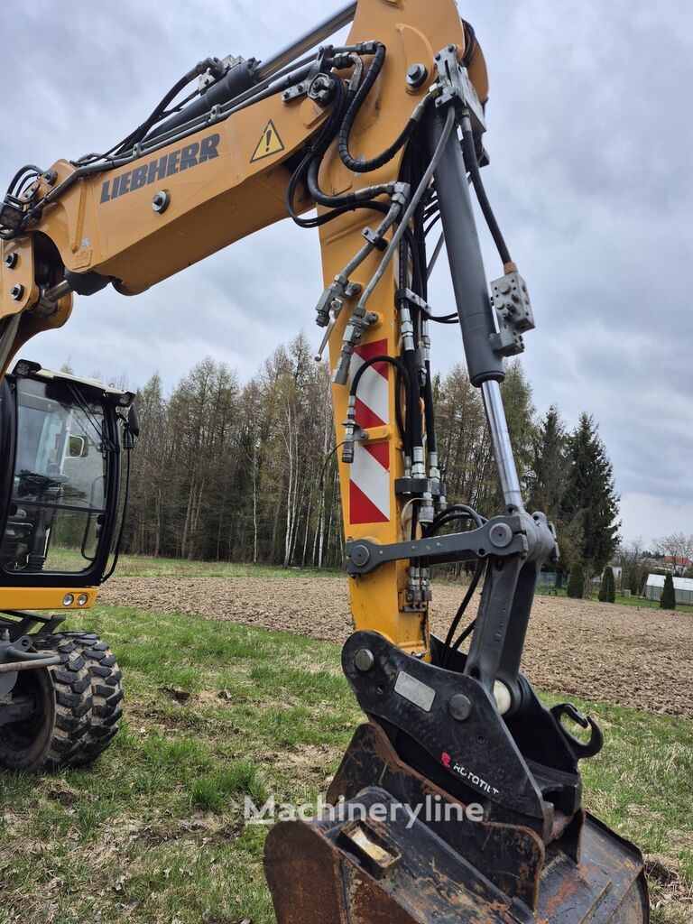 2018 Liebherr 910, Import Auf Lager in der EU — Foto 12 z 16