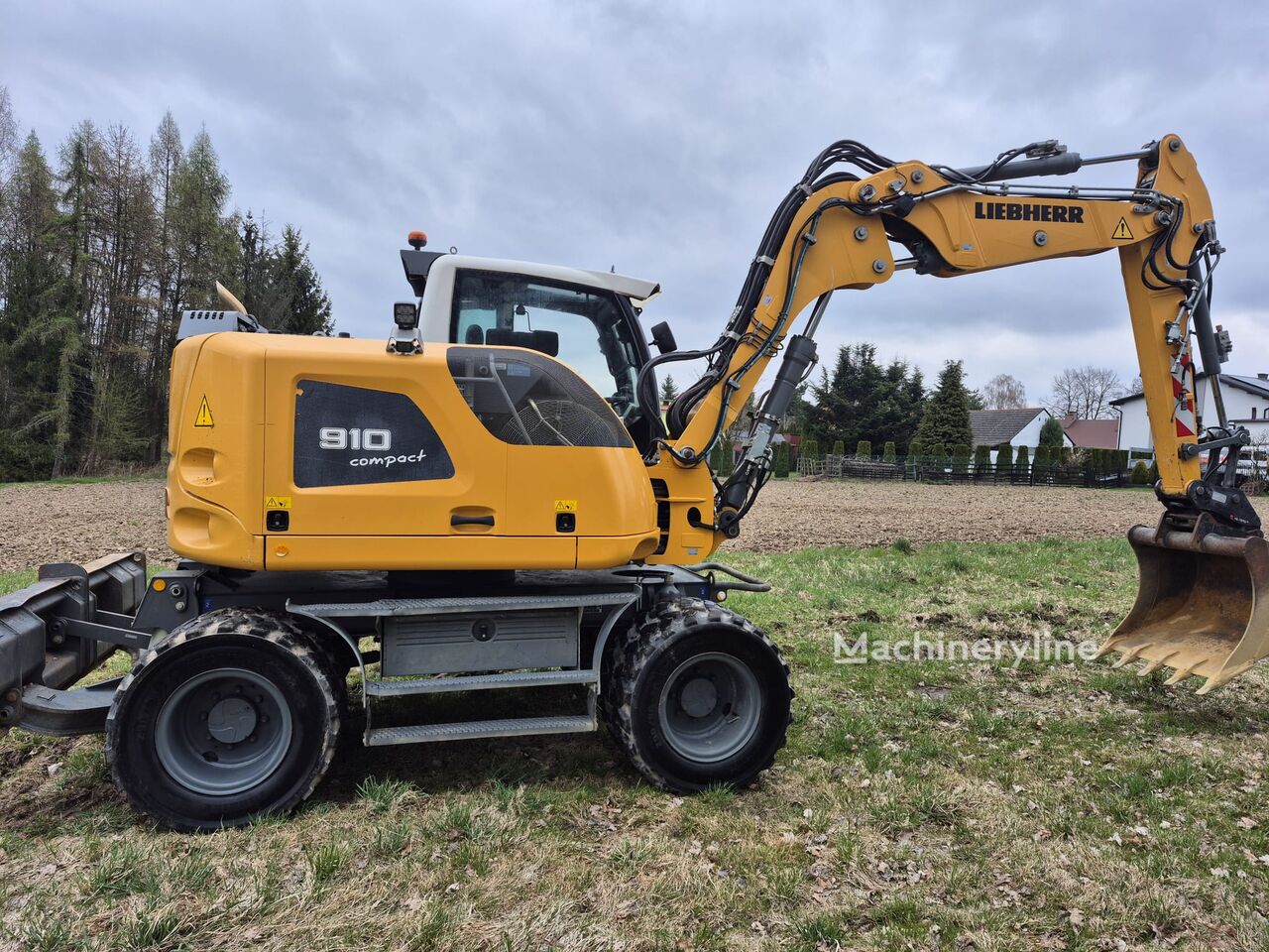 2018 Liebherr 910, Import Auf Lager in der EU — Foto 2 z 16