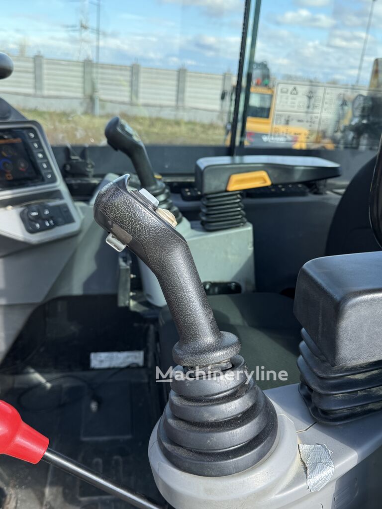 2016 JCB WHEEL, 6.150 mth, Import Auf Lager in der EU — Foto 9 z 11