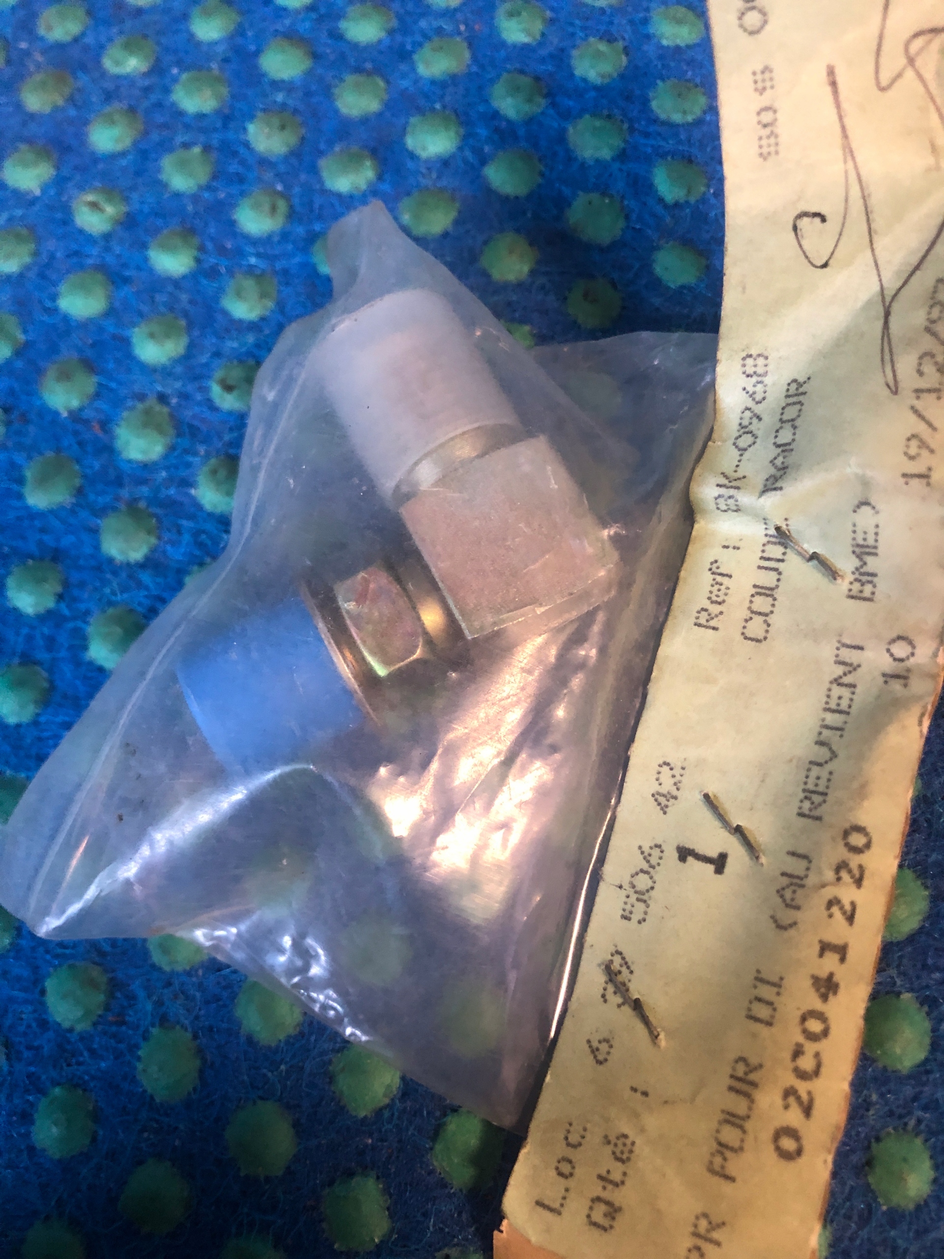 Adapter kolankowy 90 stopni o dlugosci 30,30 mm CAT 8K-0968, Auf Lager in der EU — Foto 1
