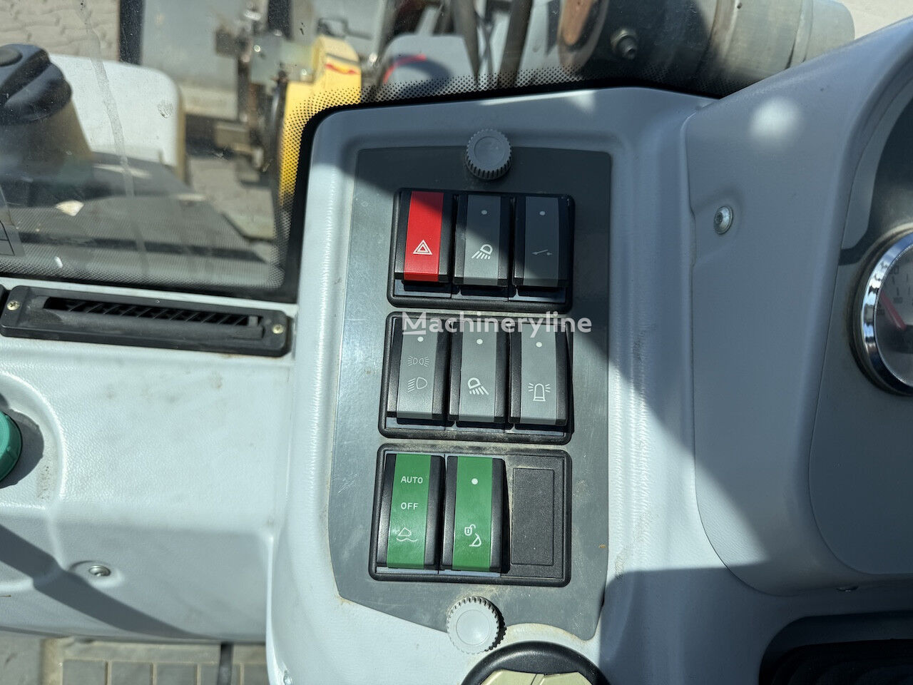 2014 Kramer 680, 1.255 mth, Import Auf Lager in der EU — Foto 12 z 15