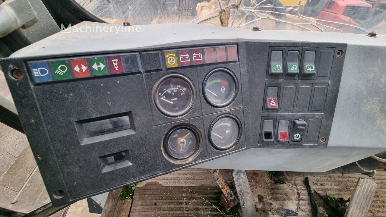 1990 Hanomag 70, 2.771 mth, Import Auf Lager in der EU — Foto 3 z 6