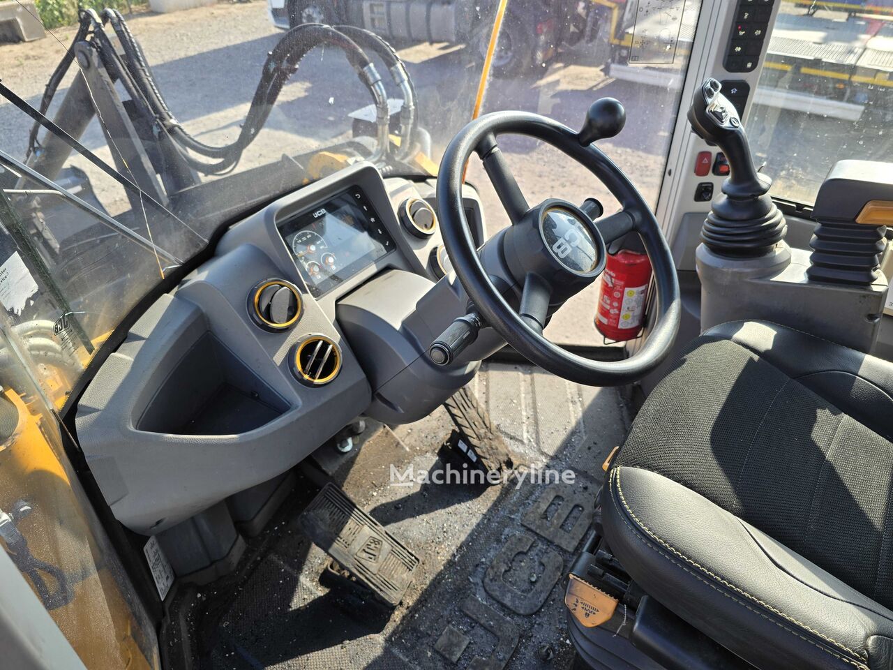 2019 JCB 437, 6.900 mth, Import Auf Lager in der EU — Foto 9 z 11