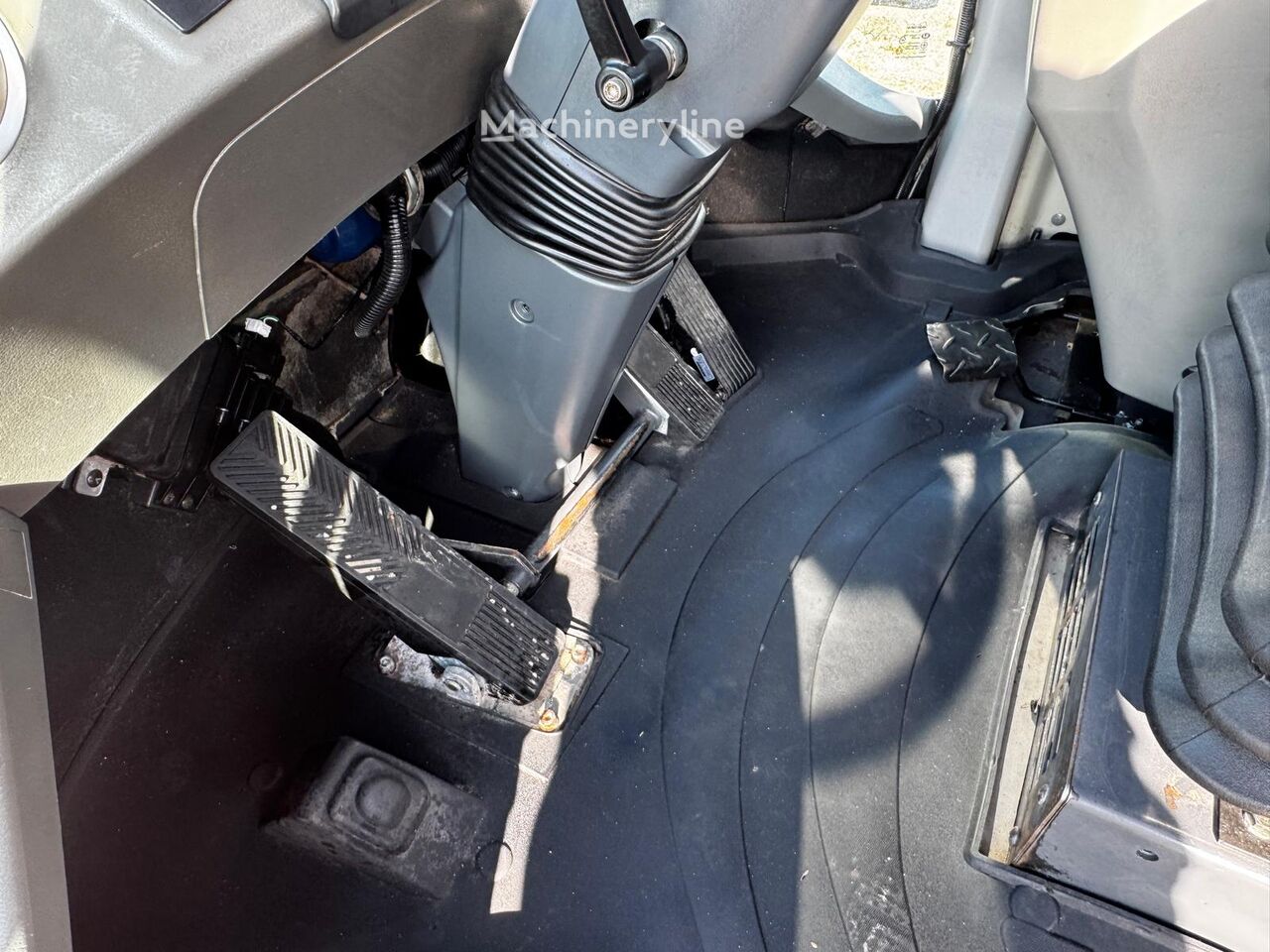 2013 Doosan DL, 10.000 mth, Import Auf Lager in der EU — Foto 11 z 16