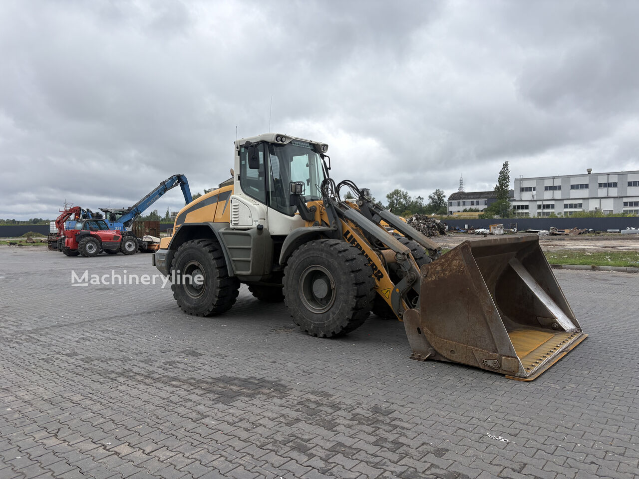 2015 Liebherr, 15.681 mth, Import Auf Lager in der EU — Foto 4 z 13