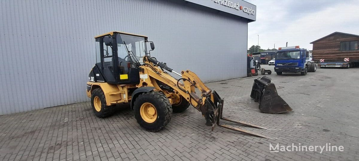 2002 Caterpillar 906, 6.500 mth, Import Auf Lager in der EU — Foto 3 z 16