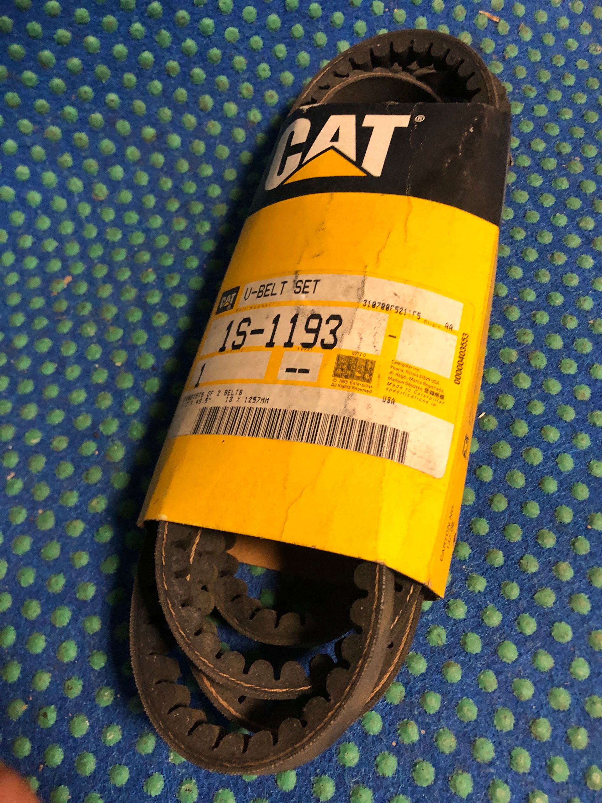 Pasek klinowy zebaty (komplet 2 ks) CAT 1S-1193, Auf Lager in der EU — Foto 1