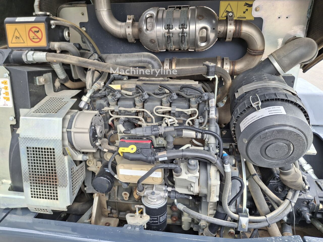 2017 Schaeff TL100, 2.135 mth, Import Auf Lager in der EU — Foto 11 z 16