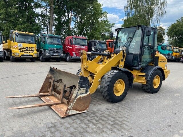 2019 Caterpillar, Import Auf Lager in der EU — Foto 1