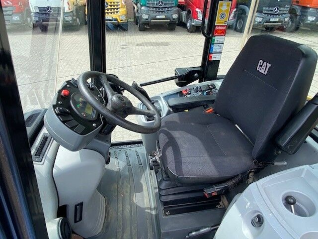 2019 Caterpillar, Import Auf Lager in der EU — Foto 10 z 16