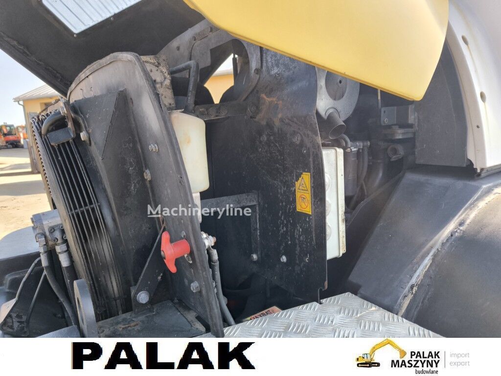 2012 Komatsu WA, 9.373 mth, Import Auf Lager in der EU — Foto 13 z 15