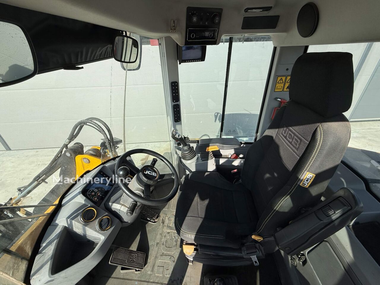 2019 JCB 411, 4.300 mth, Import Auf Lager in der EU — Foto 7 z 7