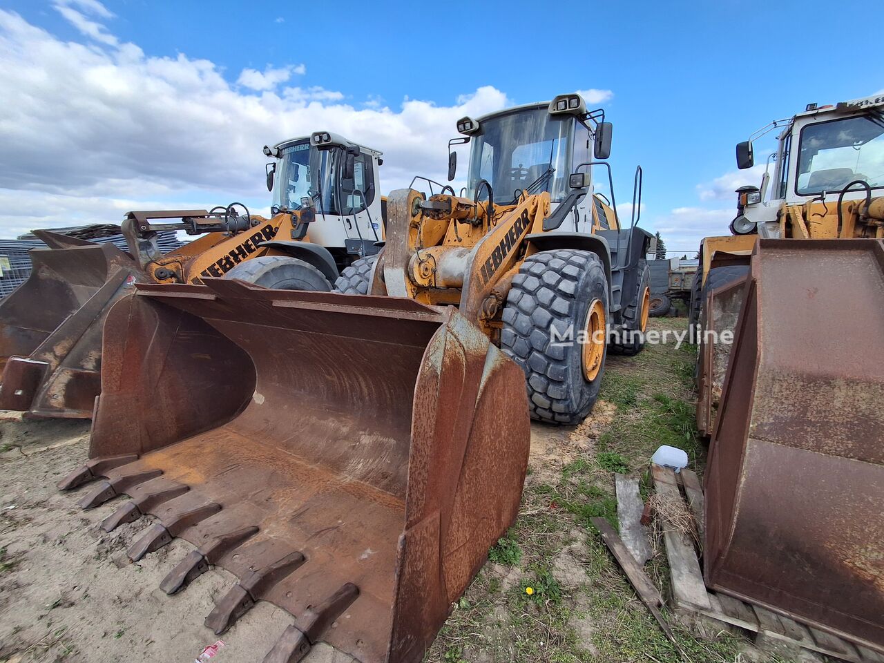 2007 Liebherr, 21.500 mth, Import Auf Lager in der EU — Foto 1 | AMECAR 2007 Liebherr, 21.500 mth, Import Auf Lager in der EU — Foto 1