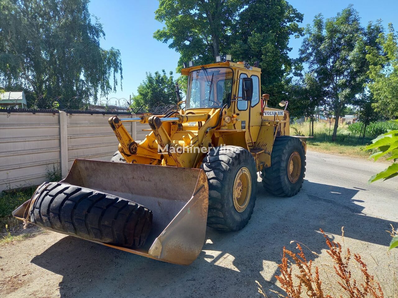 Volvo BM, Import Auf Lager in der EU — Foto 1