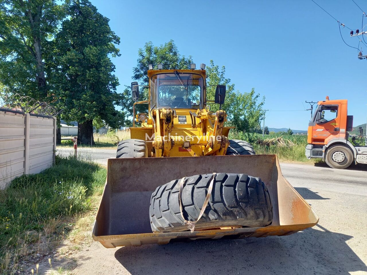 Volvo BM, Import Auf Lager in der EU — Foto 3 z 12