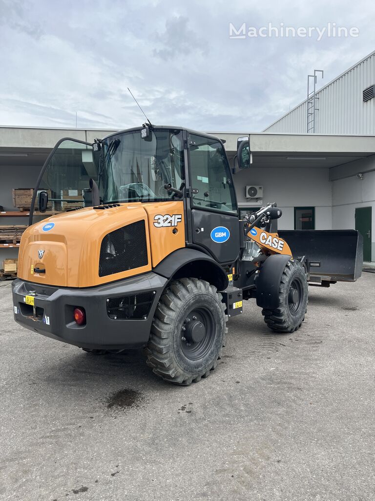 2023 Case 321F, 189 mth, Import Auf Lager in der EU — Foto 1