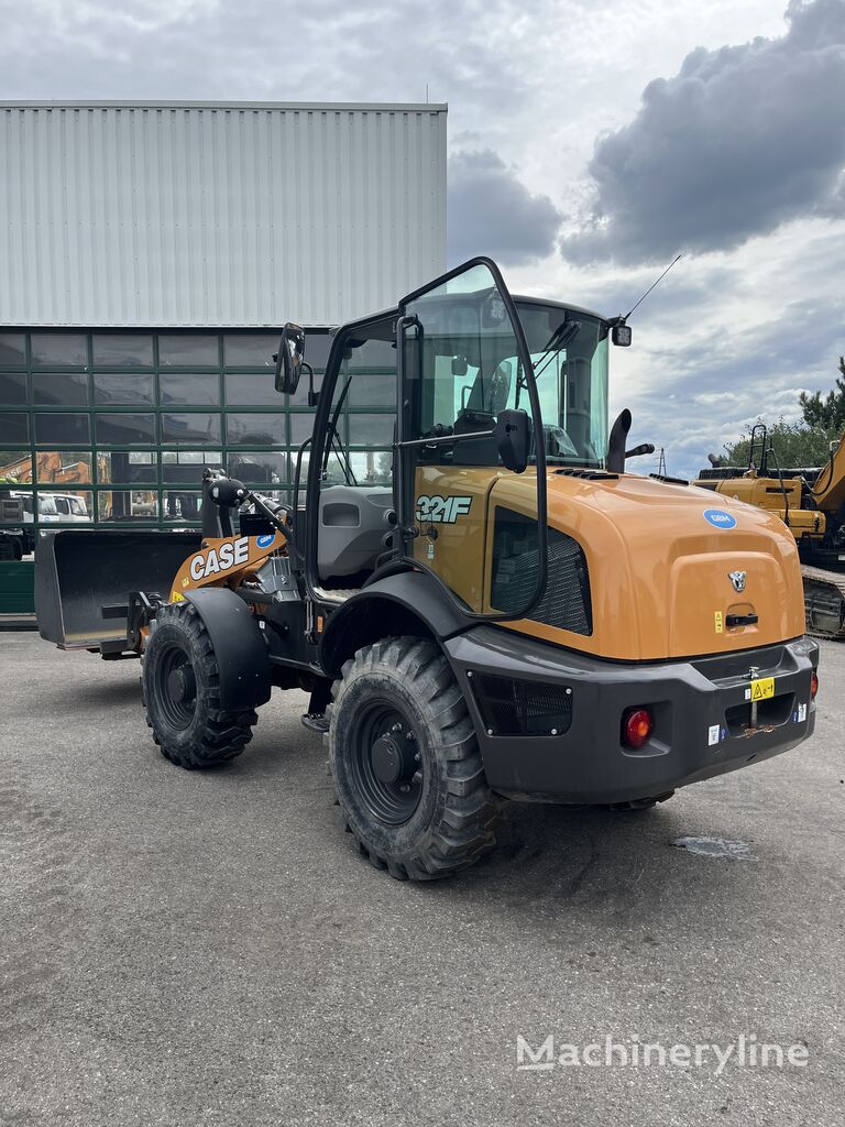 2023 Case 321F, 189 mth, Import Auf Lager in der EU — Foto 2 z 8