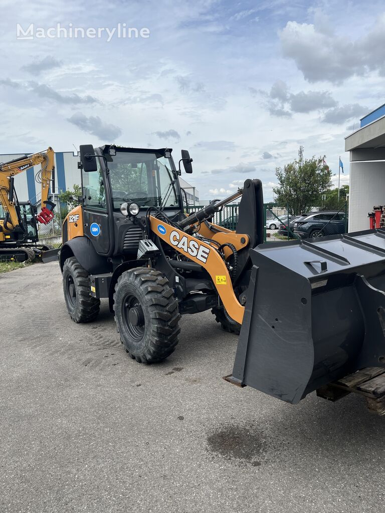 2023 Case 321F, 189 mth, Import Auf Lager in der EU — Foto 4 z 8