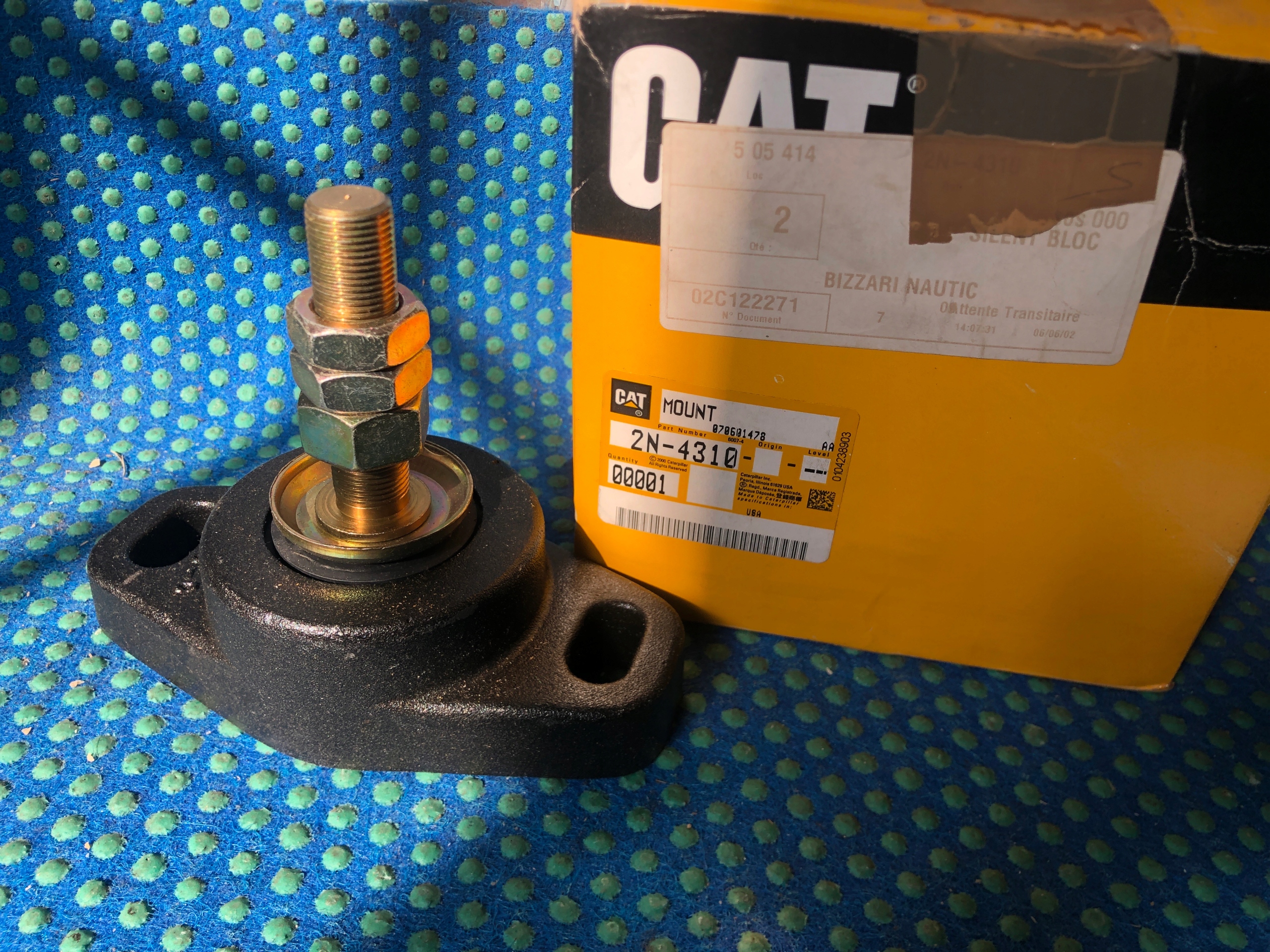 Podwójne elastyczne uchycení motoru CAT 2N-4310, Auf Lager in der EU — Foto 1