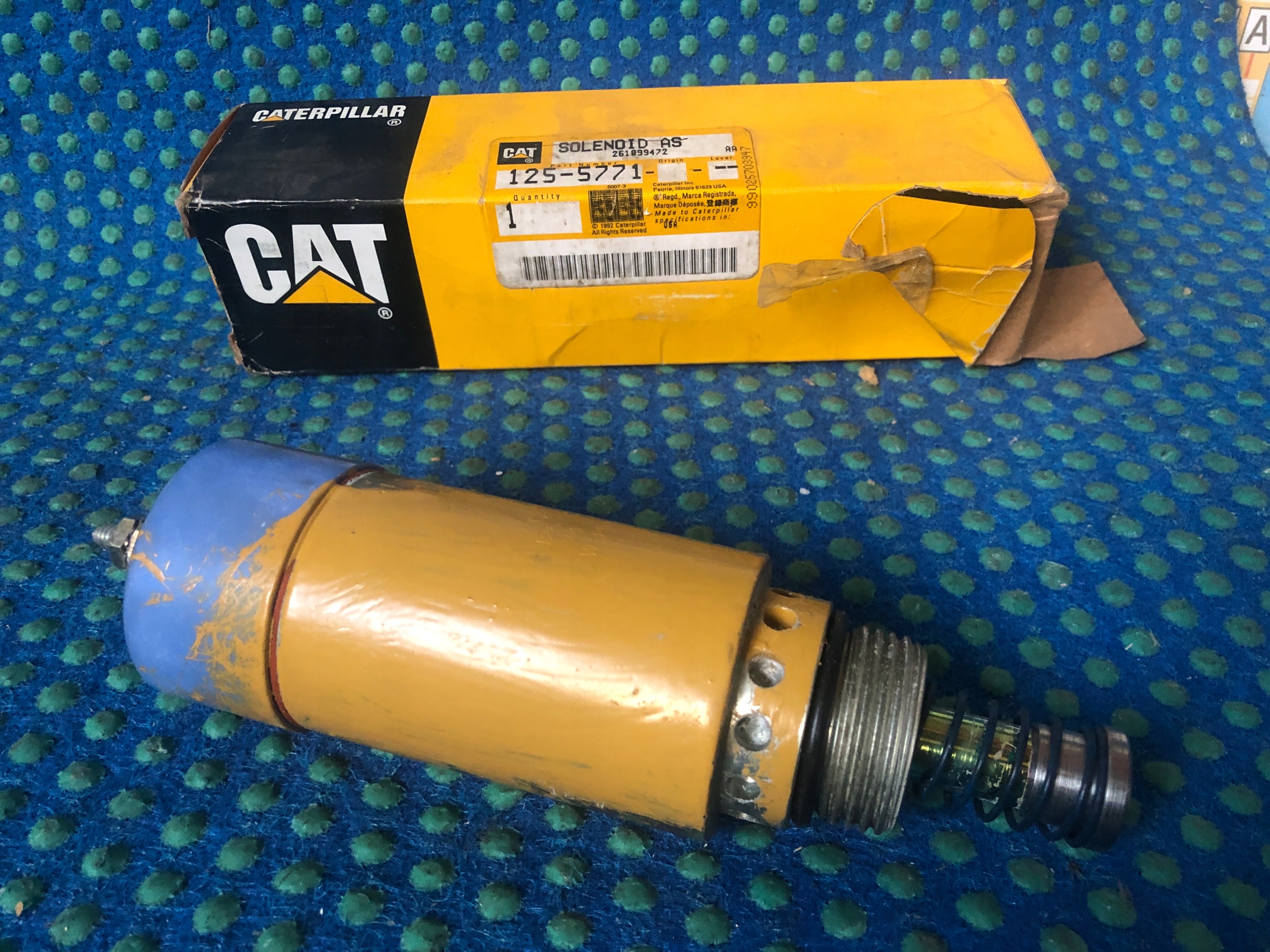 Zespól ventilu elektromagnetycznego CAT 125-5771, Auf Lager in der EU — Foto 1