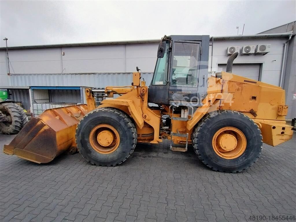 1997 Case 621 B, 10.314 mth, Import Auf Lager in der EU — Foto 1