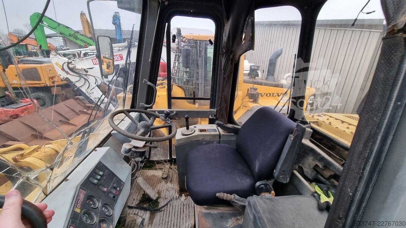 1990 Hanomag 70 E, 2.771 mth, Import Auf Lager in der EU — Foto 5 z 5