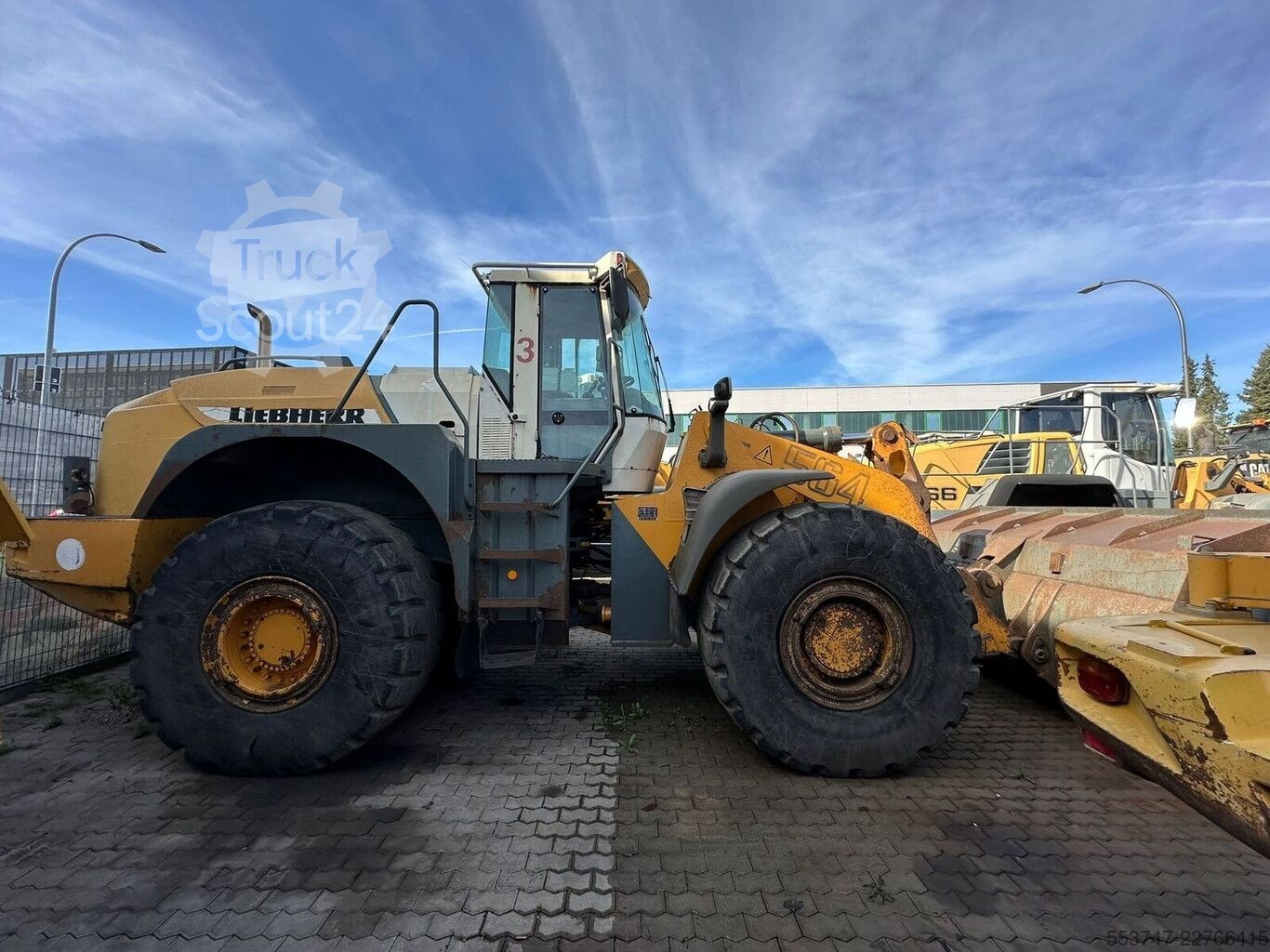 2002 Liebherr L 564, 28.300 mth, Import Auf Lager in der EU — Foto 1