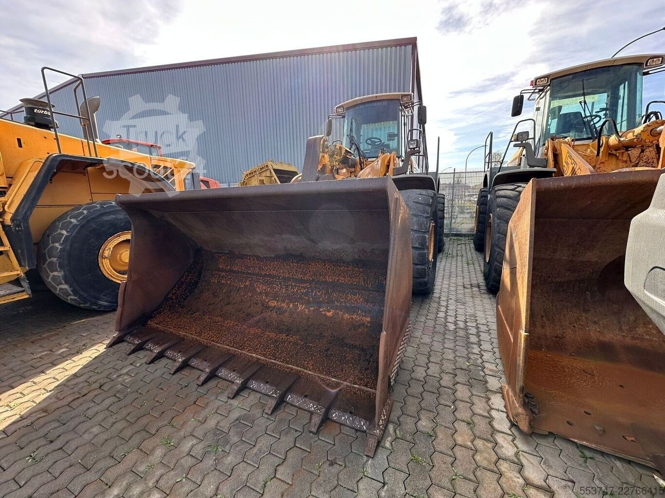 2002 Liebherr L 564, 28.300 mth, Import Auf Lager in der EU — Foto 3 z 5