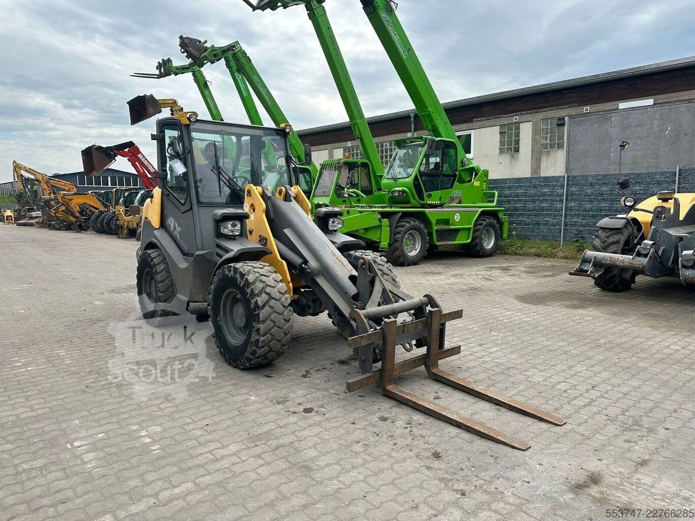 2014 Mecalac AX 850, 6.913 mth, Import Auf Lager in der EU — Foto 3 z 5