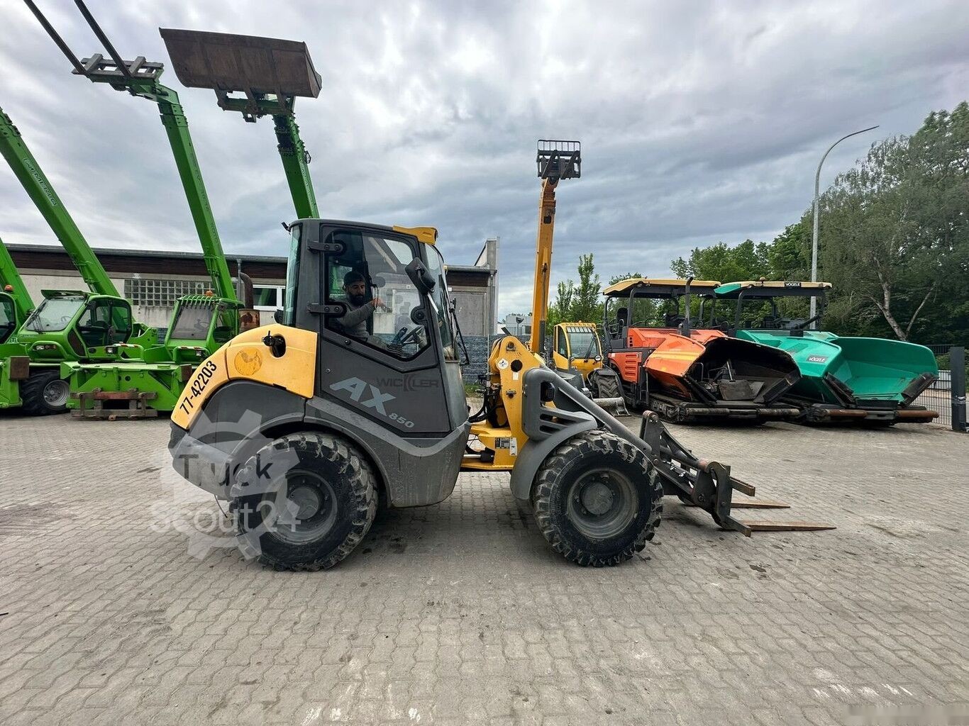 2014 Mecalac AX 850, 6.913 mth, Import Auf Lager in der EU — Foto 4 z 5