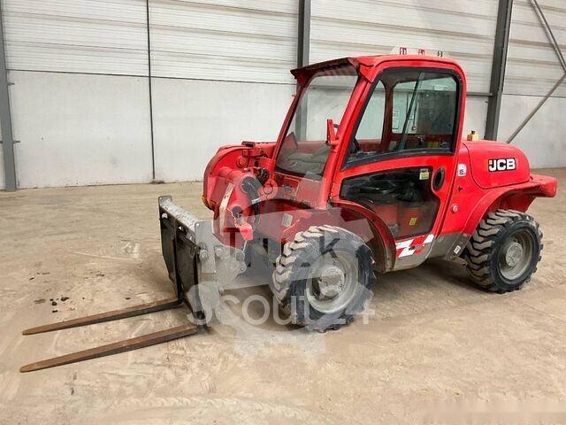 2013 JCB 520-40, 3.825 mth, Import Auf Lager in der EU — Foto 1 | AMECAR 2013 JCB 520-40, 3.825 mth, Import Auf Lager in der EU — Foto 1