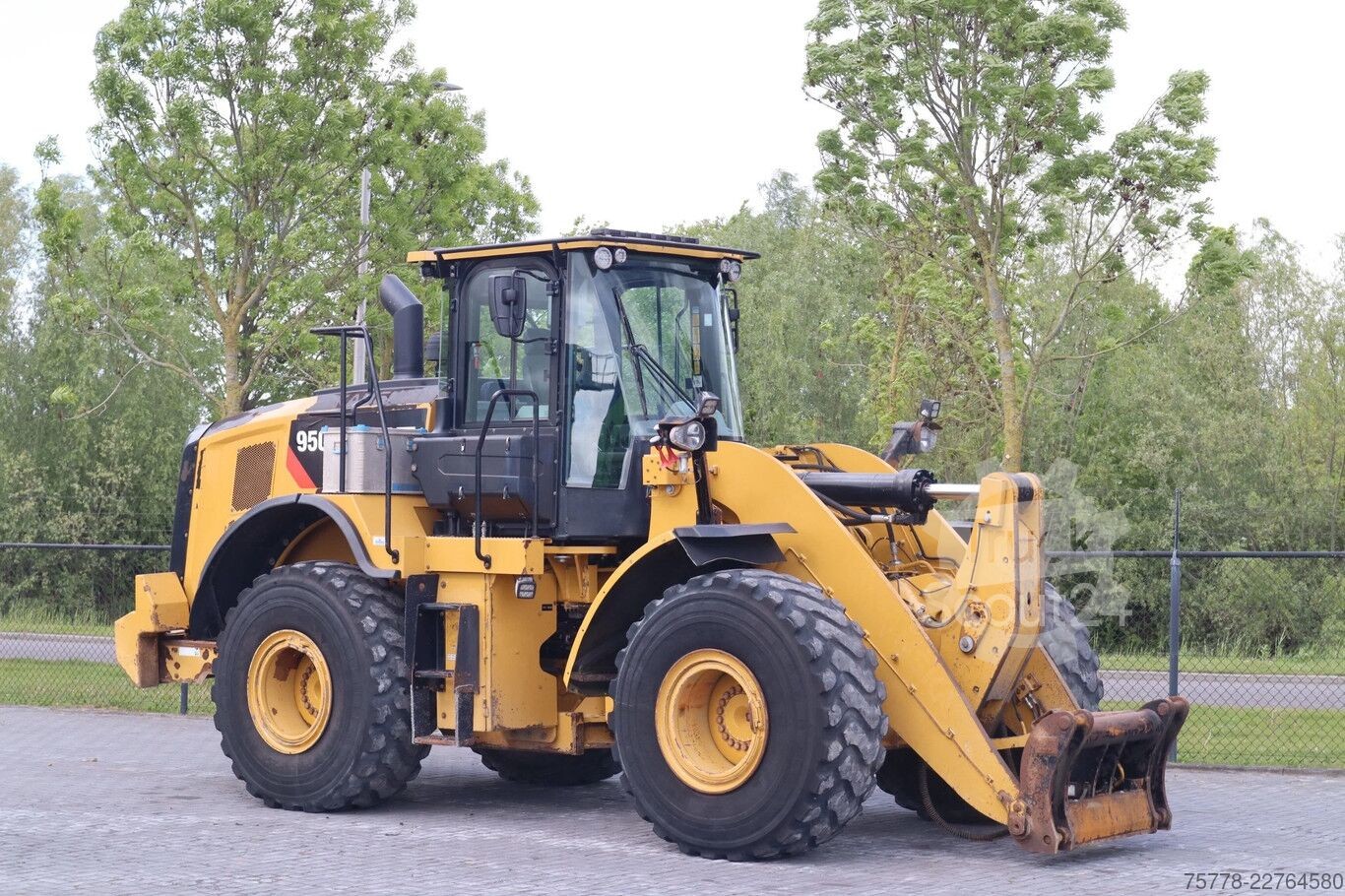 2017 Caterpillar NAKLADAČ, 14.623 mth, Import Auf Lager in der EU — Foto 5 z 5
