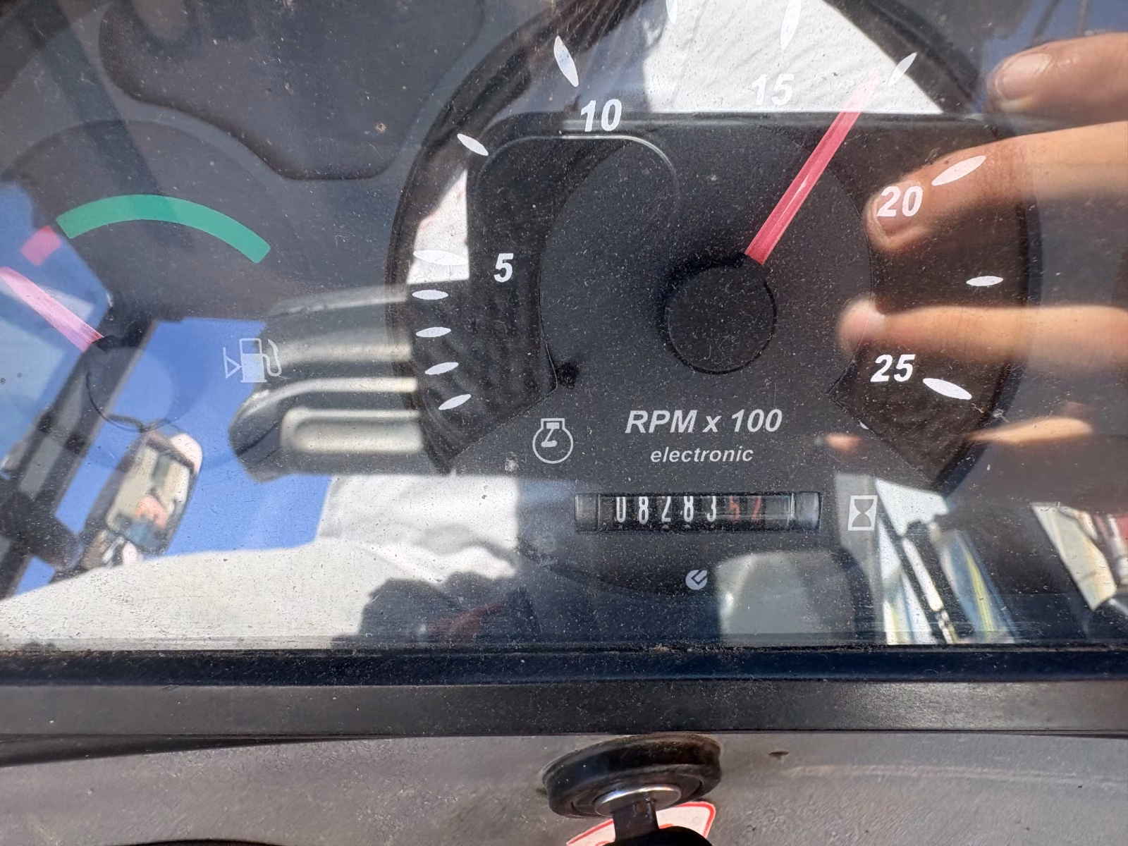 2005 Manitou MLB, 8.283 mth, Import Auf Lager in der EU — Foto 12 z 12