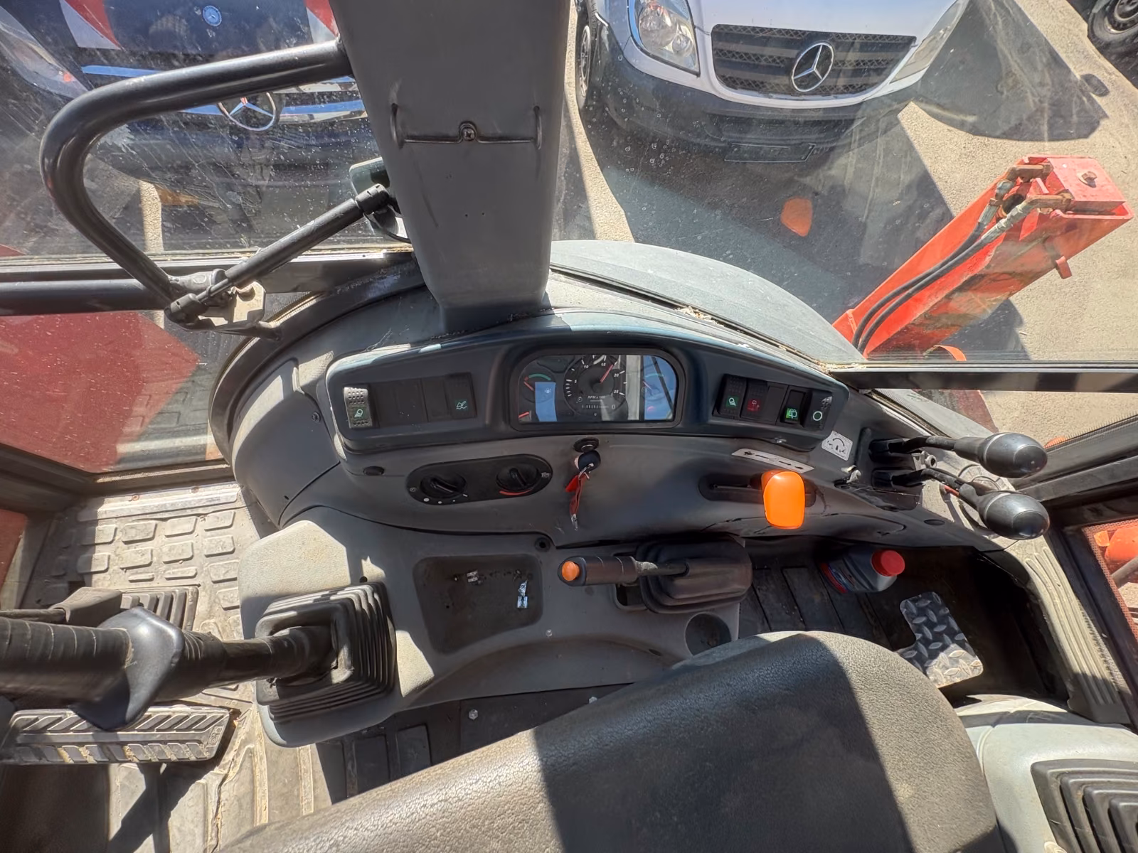 2005 Manitou MLB, 8.283 mth, Import Auf Lager in der EU — Foto 4 z 12