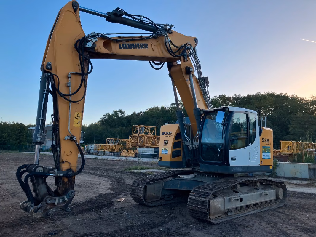 2020 Liebherr R936, 4.330 mth, Import Auf Lager in der EU — Foto 1 | AMECAR 2020 Liebherr R936, 4.330 mth, Import Auf Lager in der EU — Foto 1