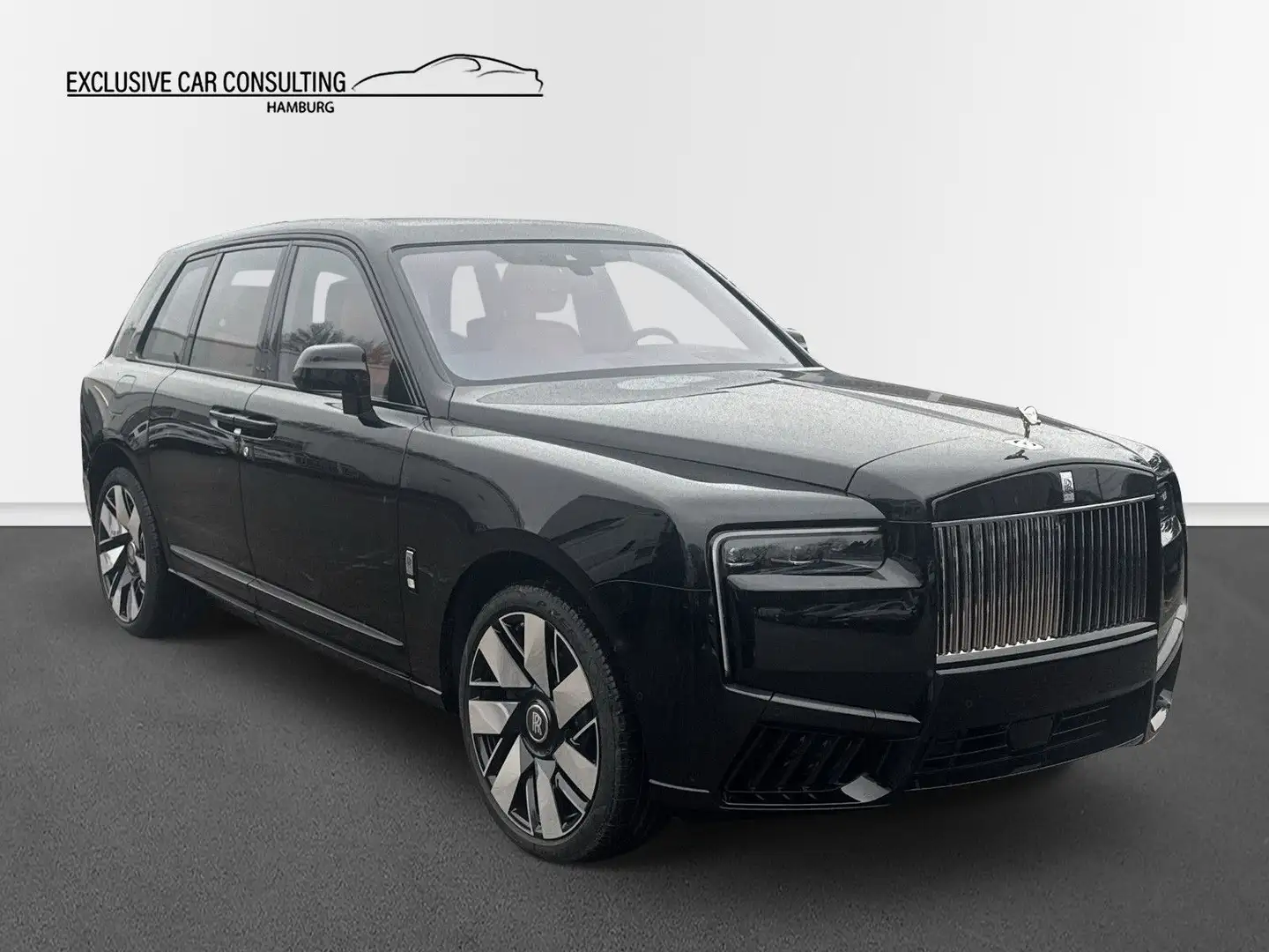 2026 Rolls-Royce Cullinan, silber, 2.500 km, Deutschland — Foto 1