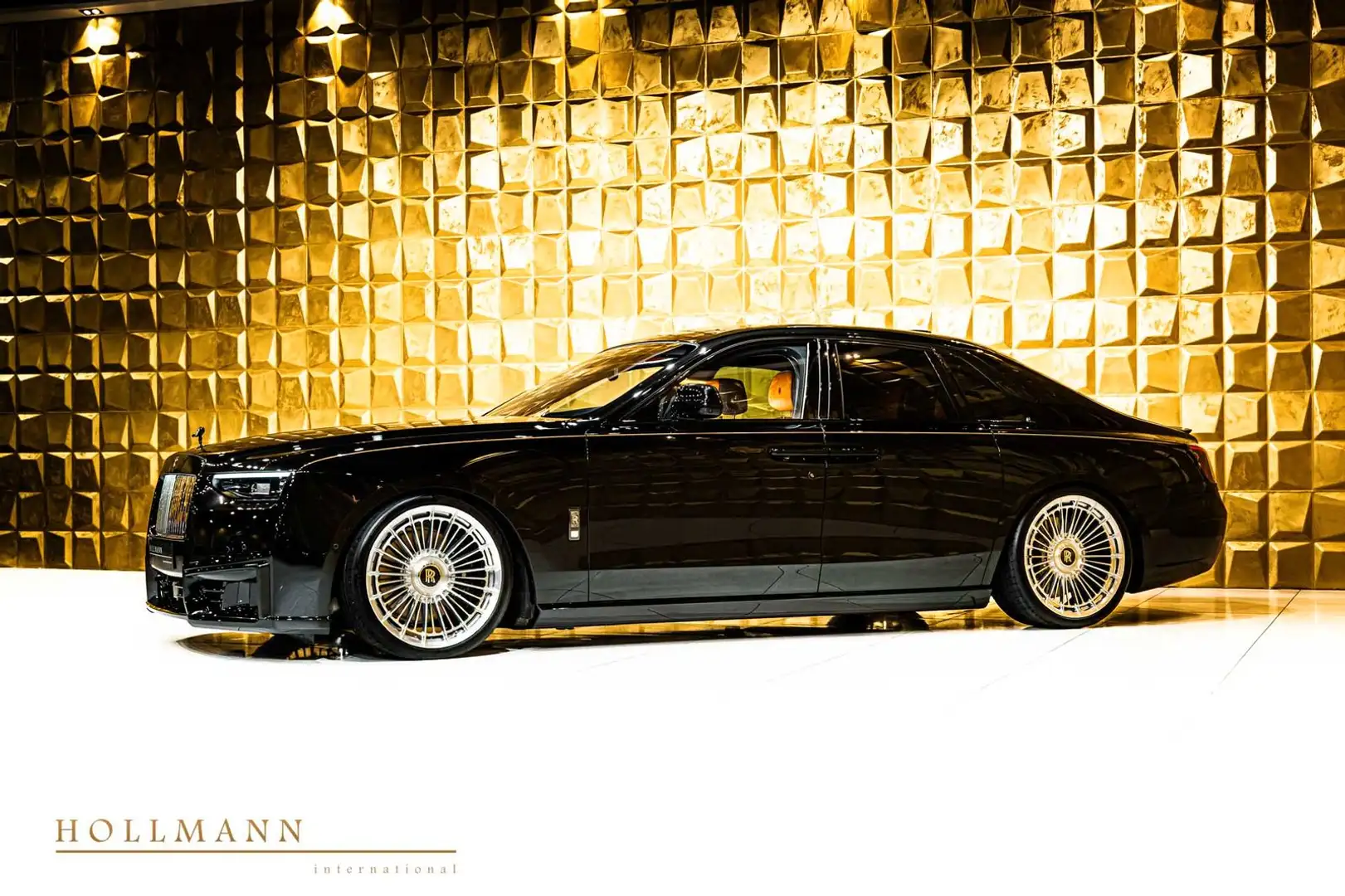 2025 Rolls-Royce Ghost, schwarz, 4.500 km, Deutschland — Foto 3 z 12