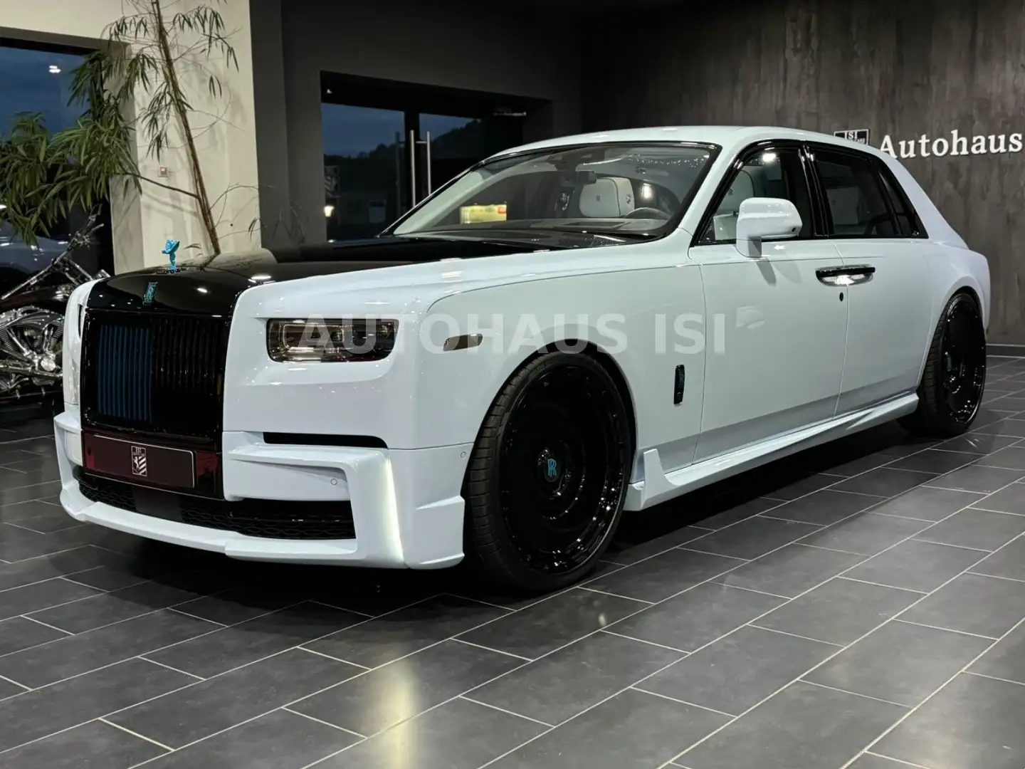 2023 Rolls-Royce Phantom, 19.980 km, Deutschland — Foto 1