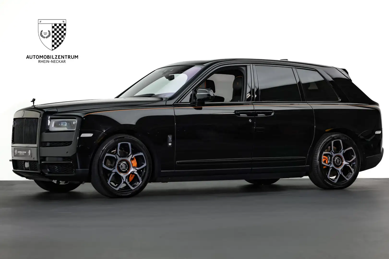 2023 Rolls-Royce Cullinan, schwarz, 27.586 km, Deutschland — Foto 3 z 12