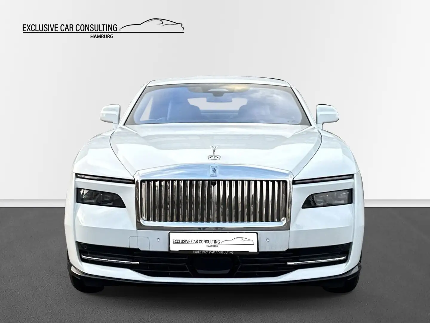 2025 Rolls-Royce Spectre, weiß, 8.500 km, Deutschland — Foto 2 z 11